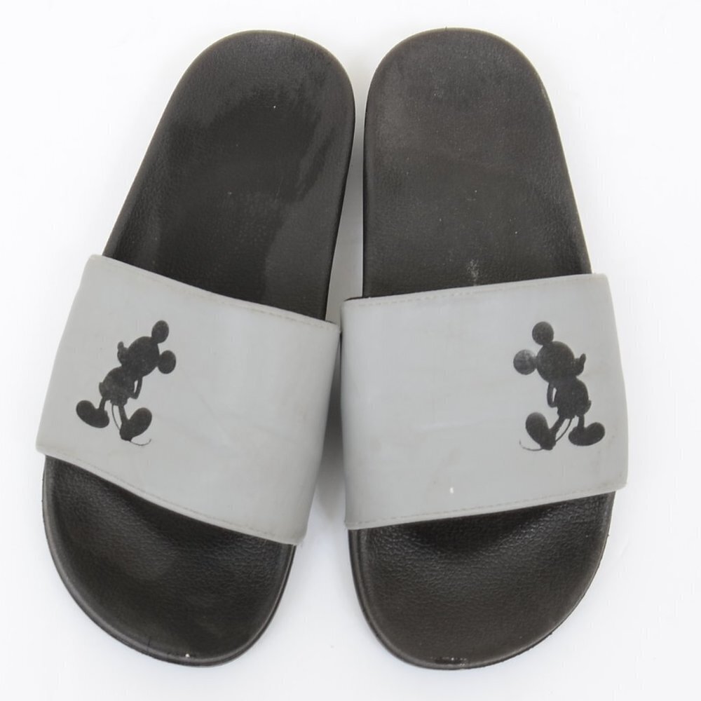 Disney Mickey Mouse Grey Slide Flat Sandals Size 9 Footbed Beachy Comfy Vacay